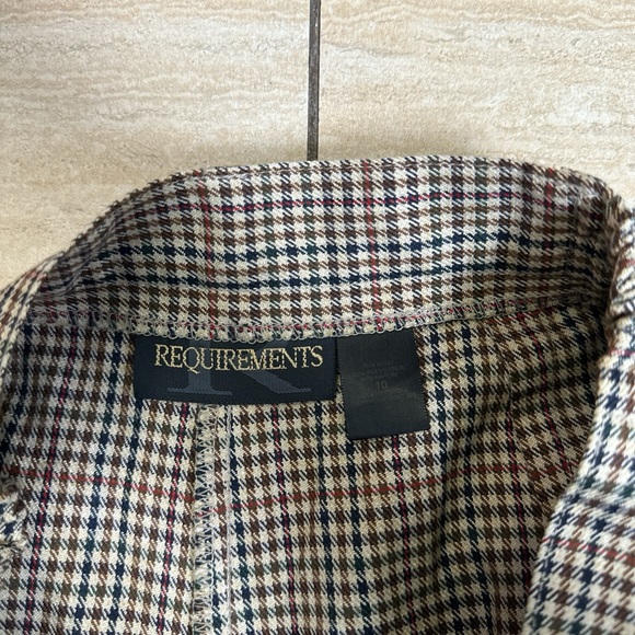 VINTAGE REQUIREMENTS PLAID SHORTS - Picture 5 of 6